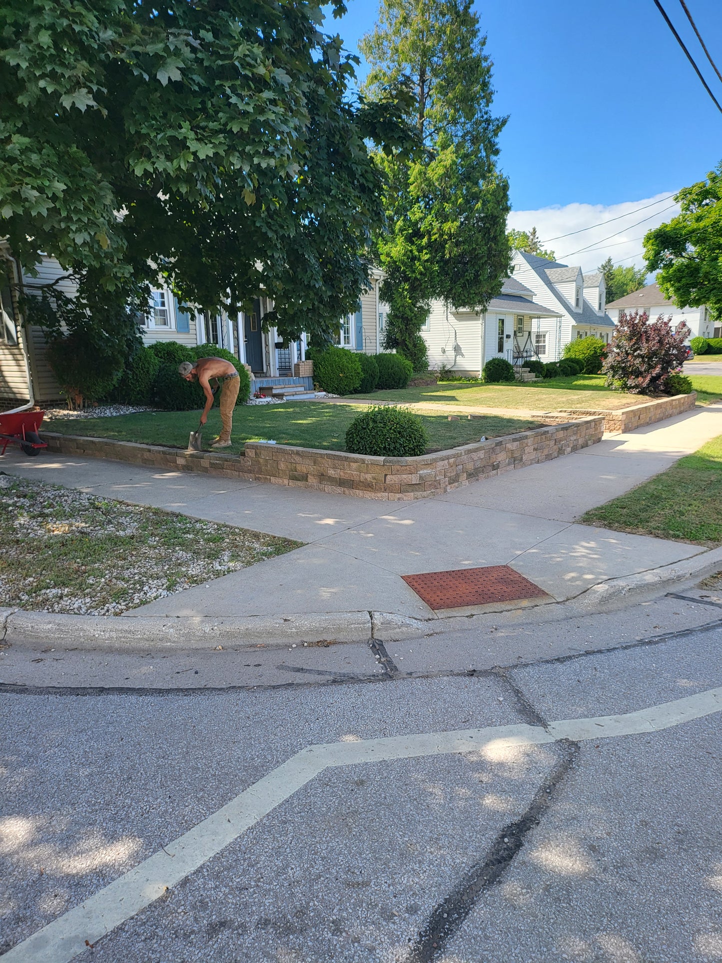 Retaining Wall- Decorative Concrete Block